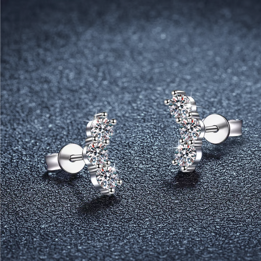 Curved Moissanite Stud Earrings