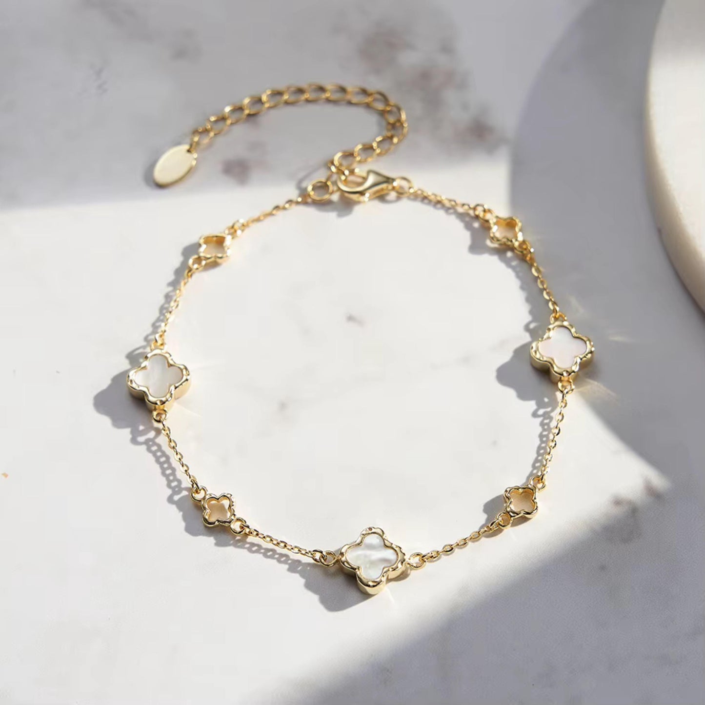 Mother of Pearl 4 Leaft Charm Station Bracelet
