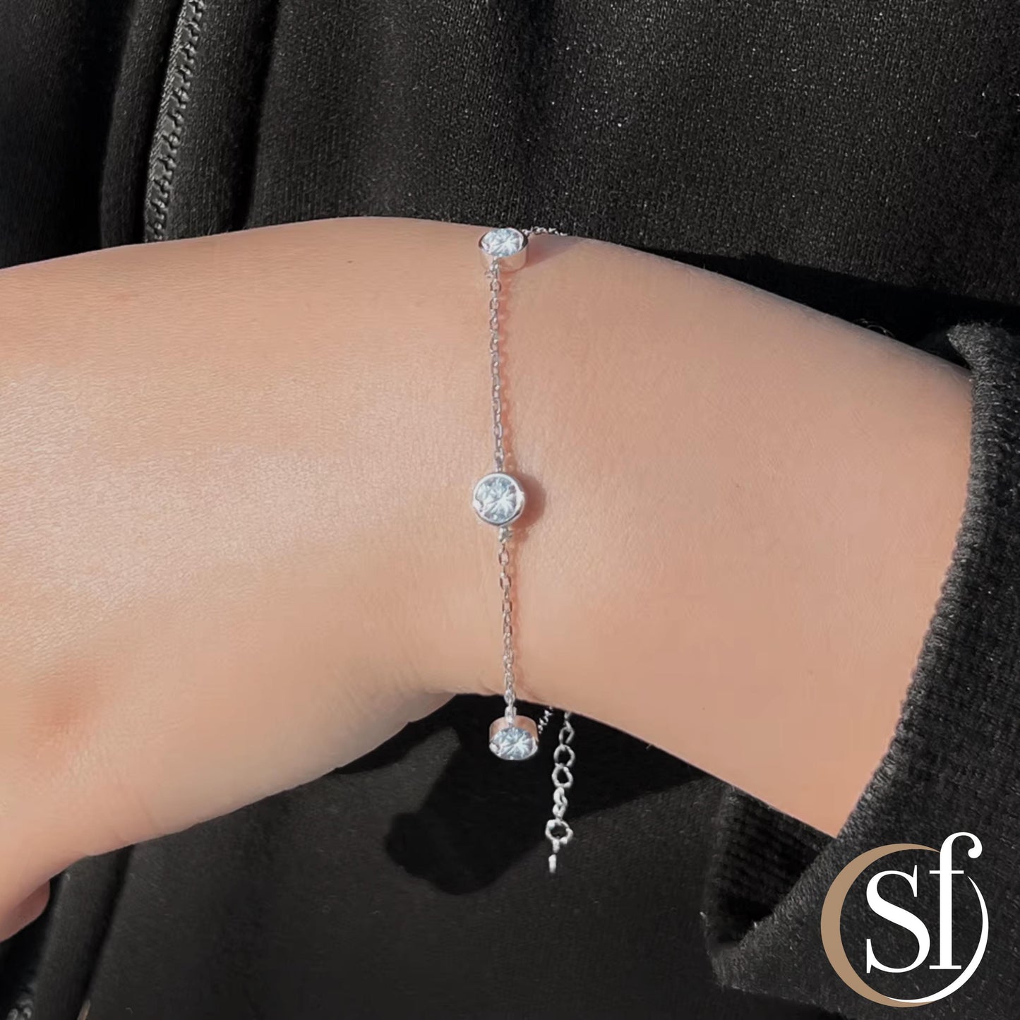 Bezel Station Bracelet
